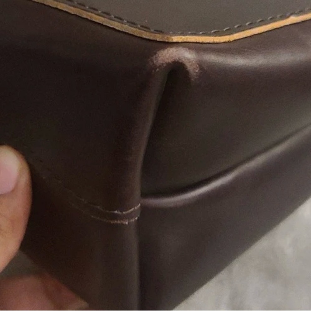 PORTLAND LEATHER GOODS
Mini Tote crossbody - Picture 3 of 7